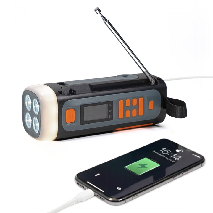 Nödradio 4 500 mAh med Bluetooth, DAB och lampa laddar en mobil
