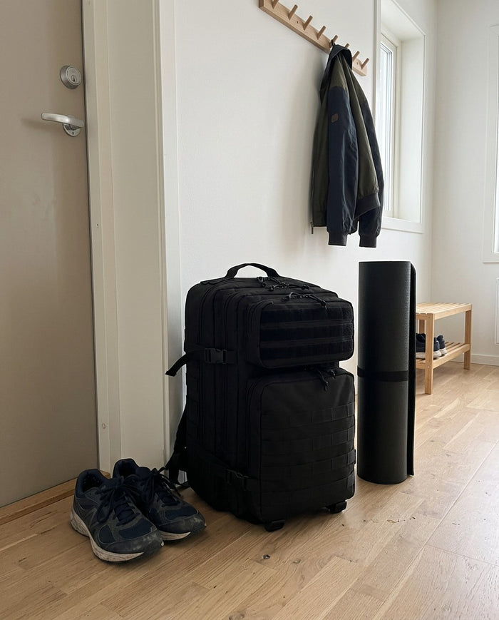 Står packad i hallen